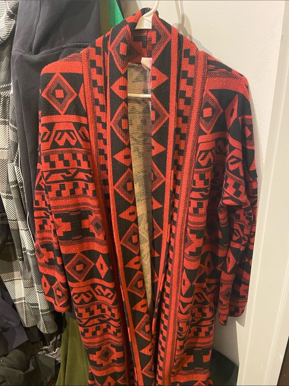 Open-Front Red & Black Geometric Women’s Cardigan